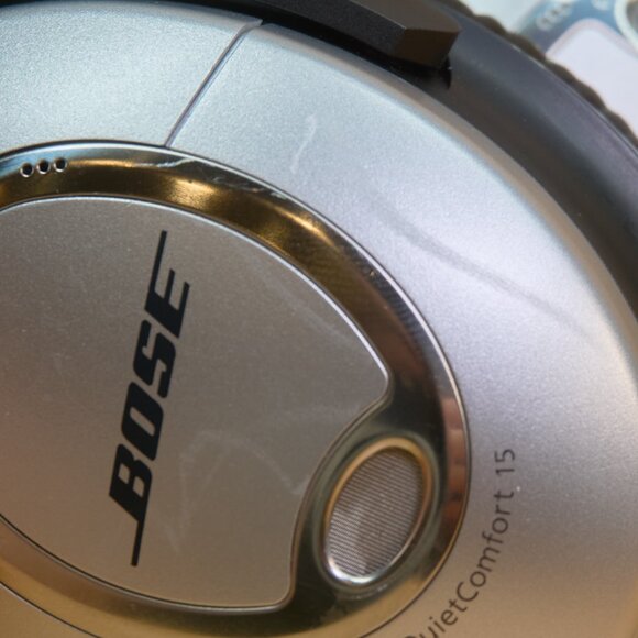 Bose QuietComfort 15 QC15 / Wired Noise-Canceling Headphones / Tested & Working - Picture 5 of 10